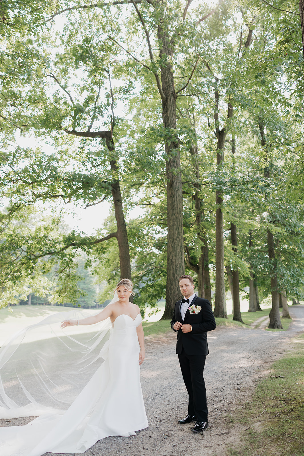 Couple portrait at Irondequoit Country Club