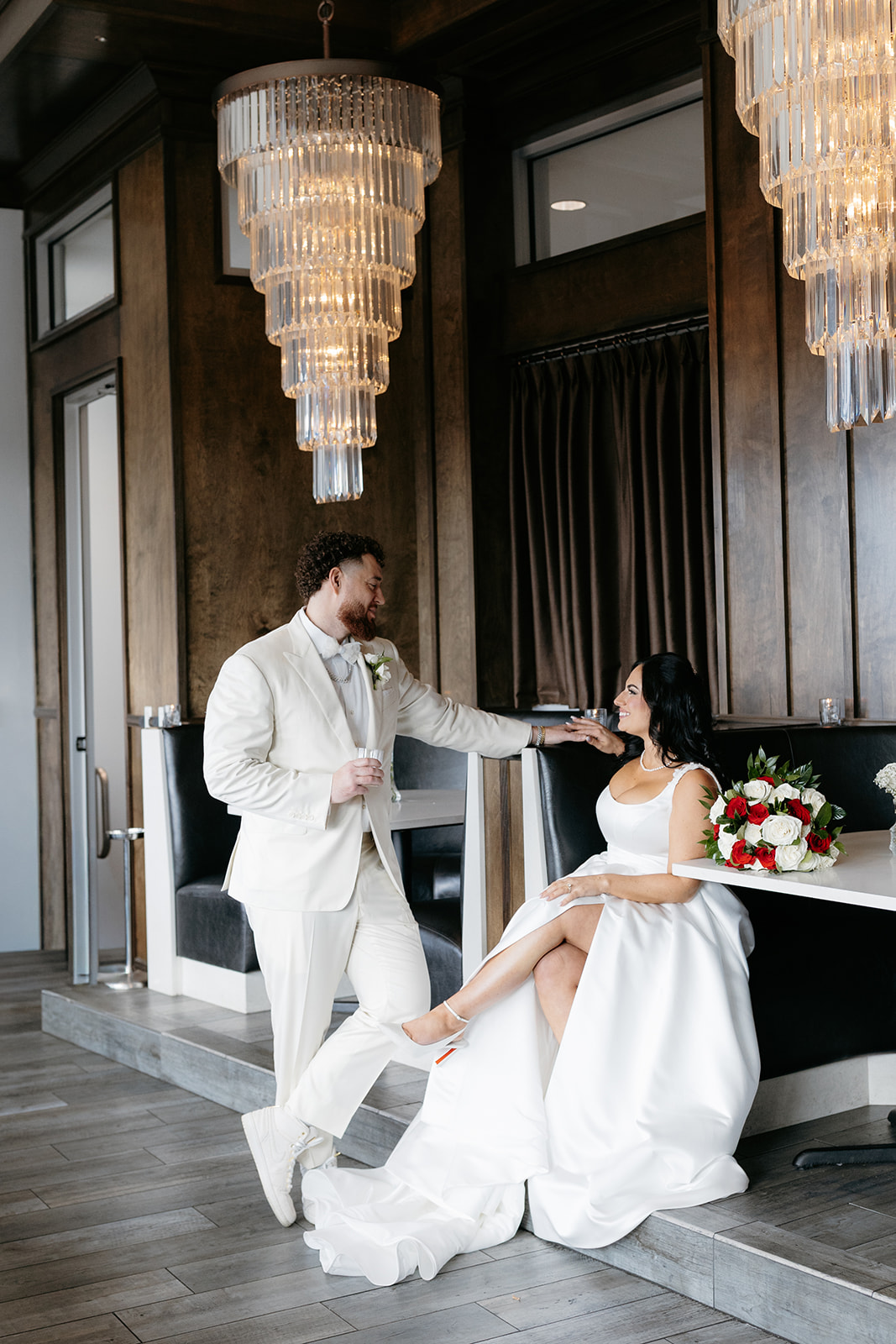 classy wedding portrait of bride and groom at Strathallan hotel in Rochester