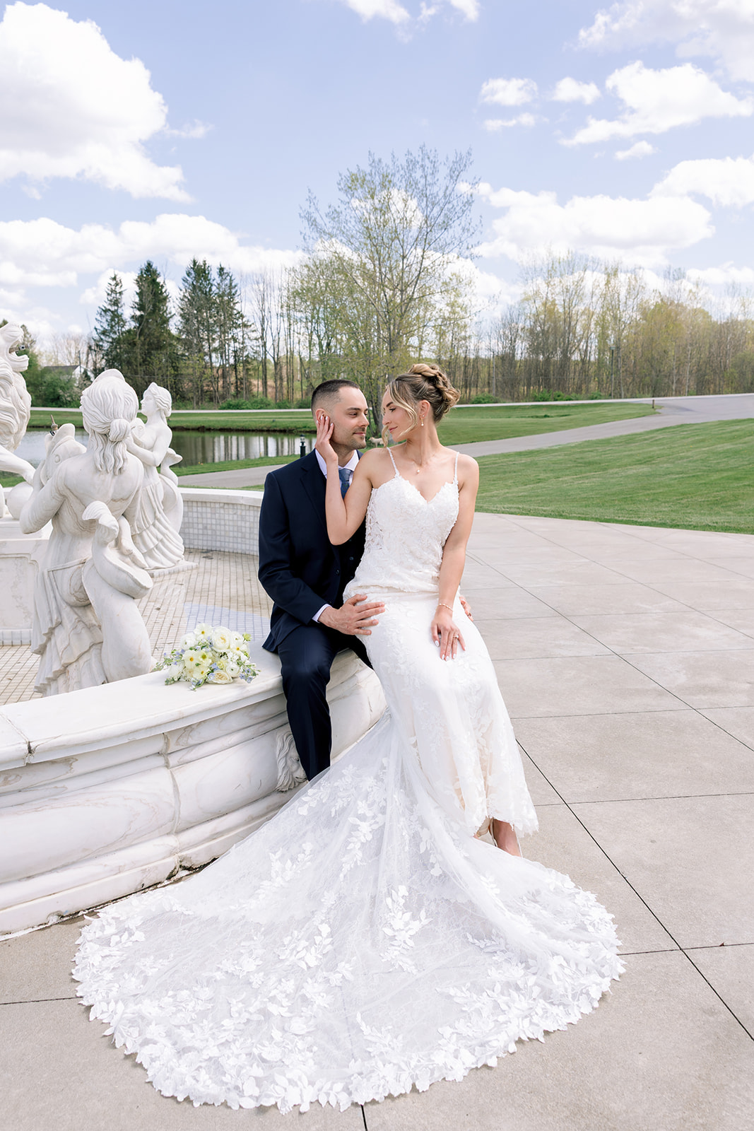 bridal portrait on fountain